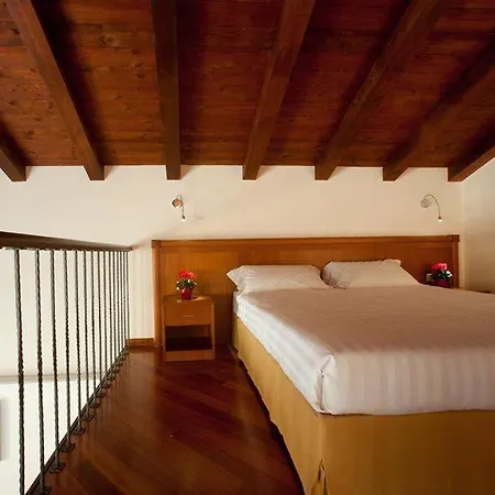 Flora 4* Cagliari