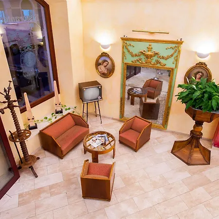 Flora 4* Cagliari