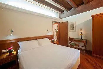 Flora Hotell Cagliari