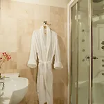 Otel Flora