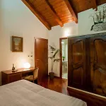 Otel Flora