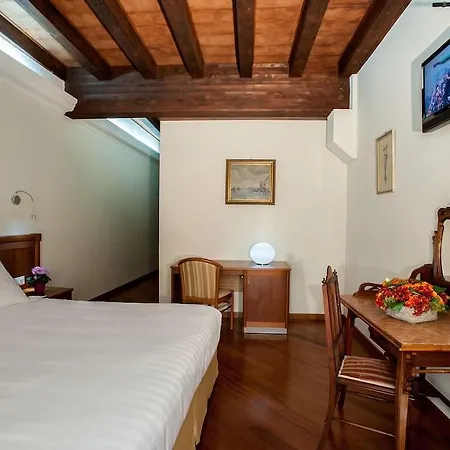 Flora 4* Cagliari