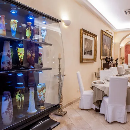 Hotel Flora 4*