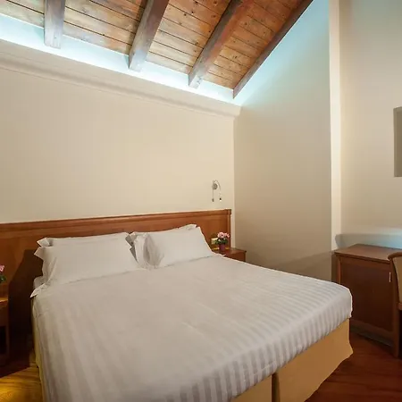 Flora 4* Cagliari